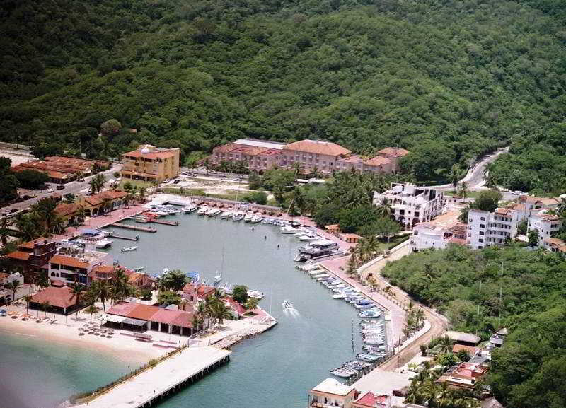 Castillo Huatulco&beach Club Hotel